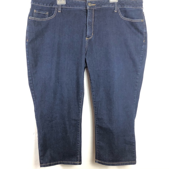 ST. JOHNS BAY CAPRI JEANS - Picture 3 of 5